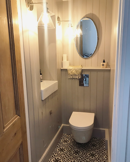 Makeover Downstairs Cloakroom Roses and Rolltops