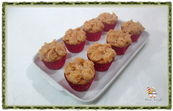 Cupcake de guaraná e doce de leite 2 Cupcake de guaraná e doce de leite 2
