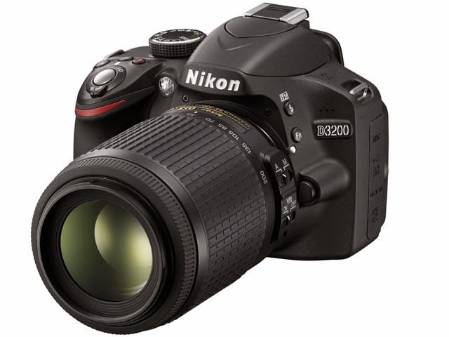 كاميرا نيكون Nikon D3200