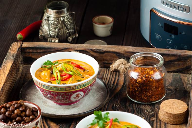 tajska-zupa-curry-z-kurczakiem