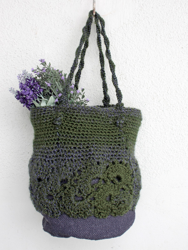 rRradionica Ana (Green) . Handmade bag