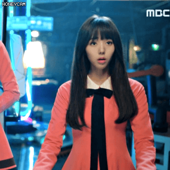 드라마 로봇이아니야 채수빈.gif | 인스티즈