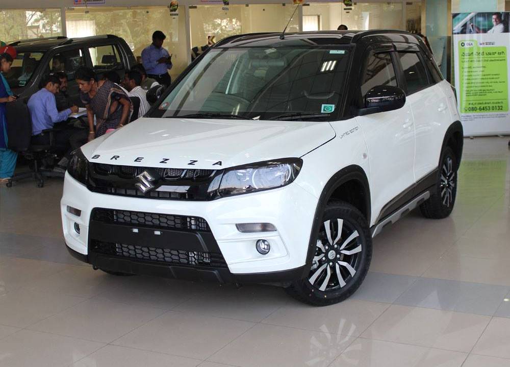 Suzuki Vitara белая