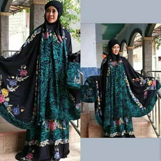 Model Mukena Batik Pekalongan