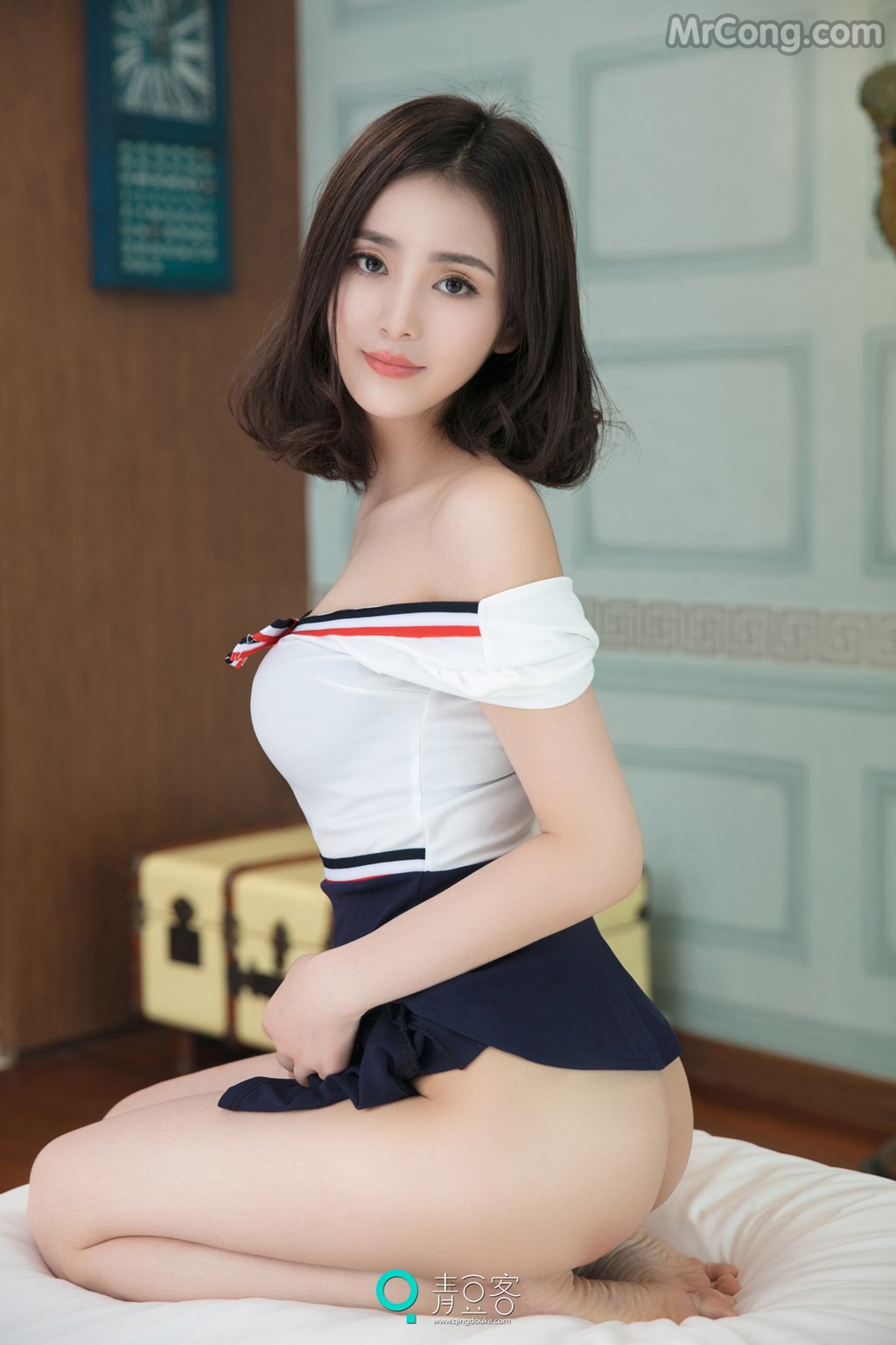 QingDouKe 2017-07-08: Model Xiao Xiong (小熊) (56 photos)