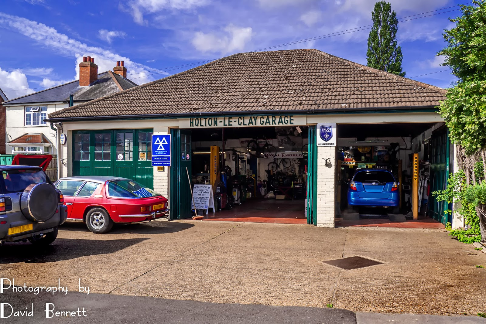 Lincolnshire Cam Holton le Clay Garage.
