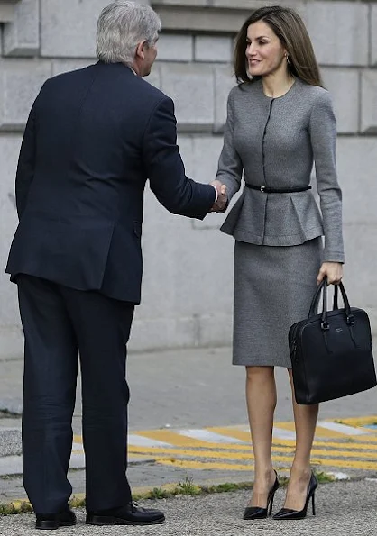 Queen Letizia wore Carolina Herrera cashmere skirt suit, Carried Hugo Boss bag, Queen Letizia wore Prada Toe Pump