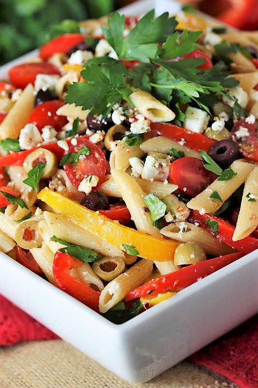 Easy Pepper & Olive Pasta Toss The Kitchen is My Playground