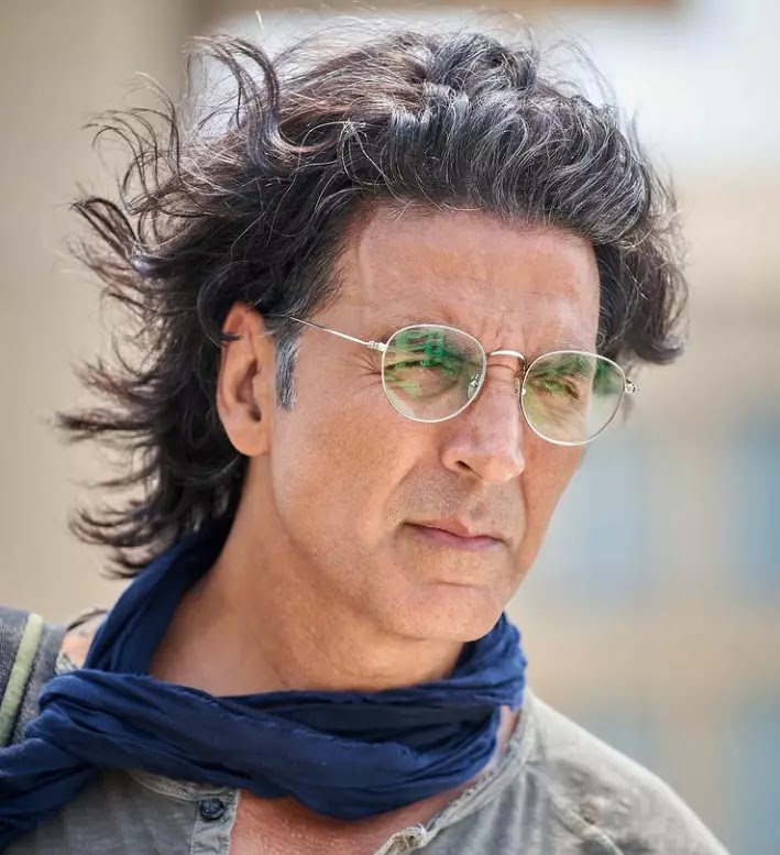 Who is the best actor in our Bollywood industry in the past 20 years ?