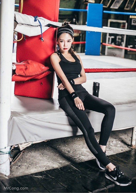 Beautiful Yoon Ae Ji poses glamor in gym fashion photos (56 photos) photo 1-17