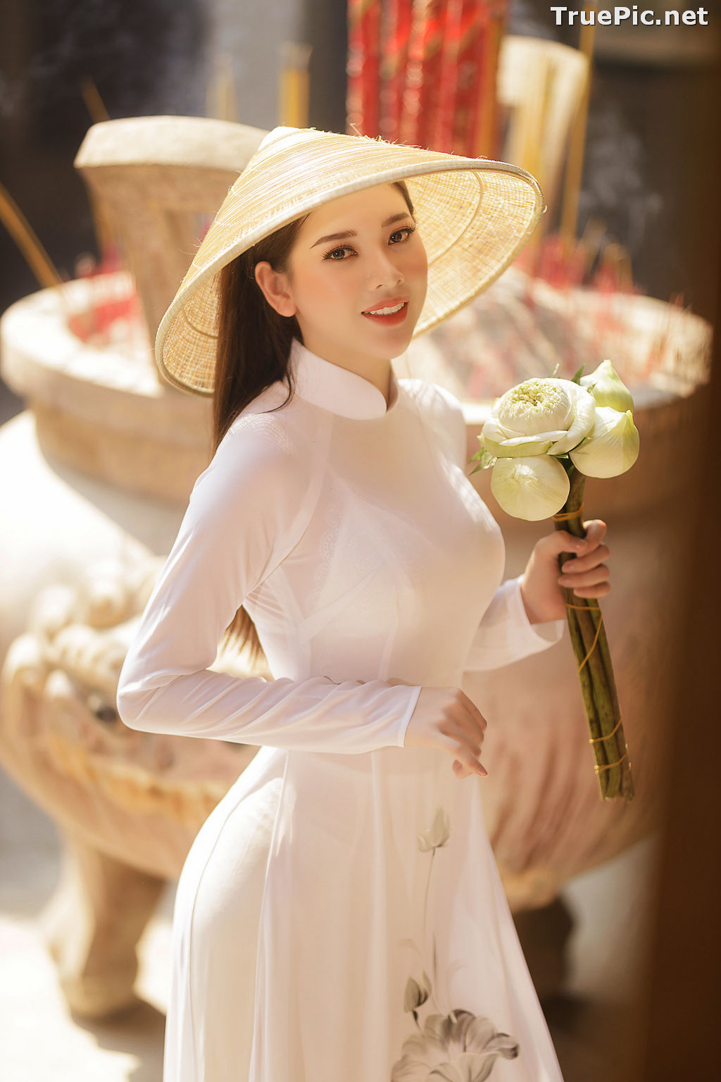 Image The Beauty of Vietnamese Girls with Traditional Dress (Ao Dai) #2 - TruePic.net - Picture-67