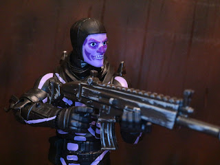 purple skull trooper action figure