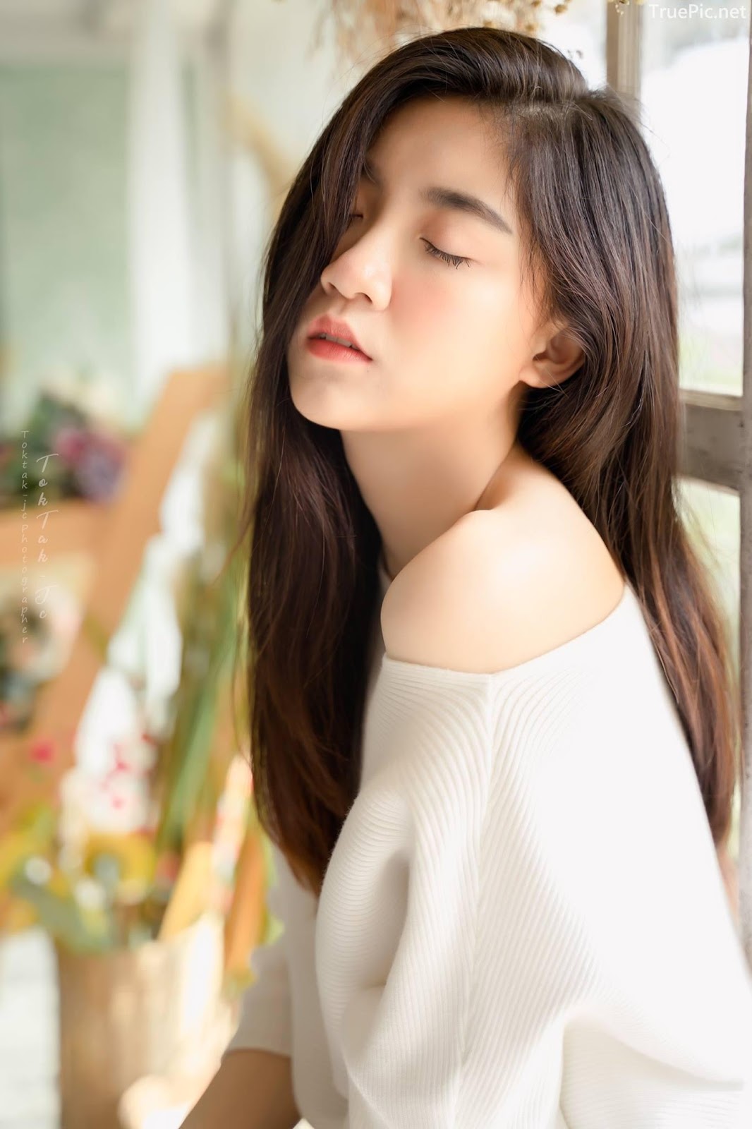 Thailand model Sasi Ngiunwan - Hello a new beautiful day - Photo by Jassada Noom Chumporn - Picture 16
