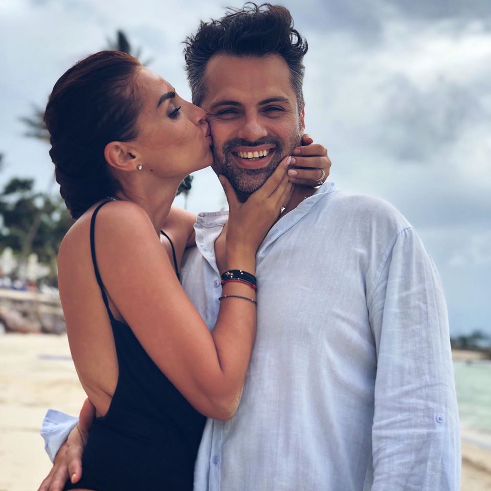 Roxana Blagu a făcut marele anunț: este însărcinată. Fosta solistă de la Trident a dezvăluit și sexul bebelușului