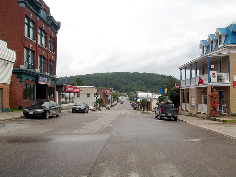 Ride on, Highway Cat !! Mattawawawawa