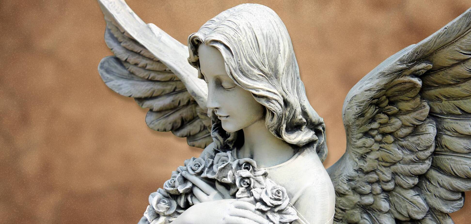 ангелочек для гравировки на памятник. селафиил ангелы в христианстве. наборы для вышивания крестом ангелы. новогодняя наклейка ангелочек. раздвижные крылья ангела.