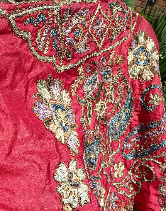 All The Pretty Dresses: Early (?) Embroidered Robe