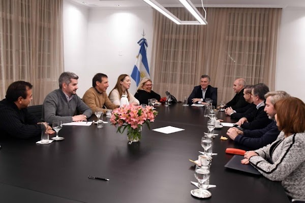 Se reúne la mesa nacional de Juntos por el Cambio, Macri vuelve a verse cara a cara con sus aliados Se reúne la mesa nacional de Juntos por el Cambio, Macri vuelve a verse cara a cara con sus aliados