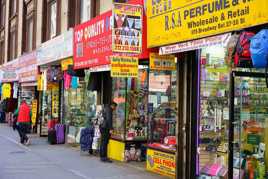 broadway travel shops