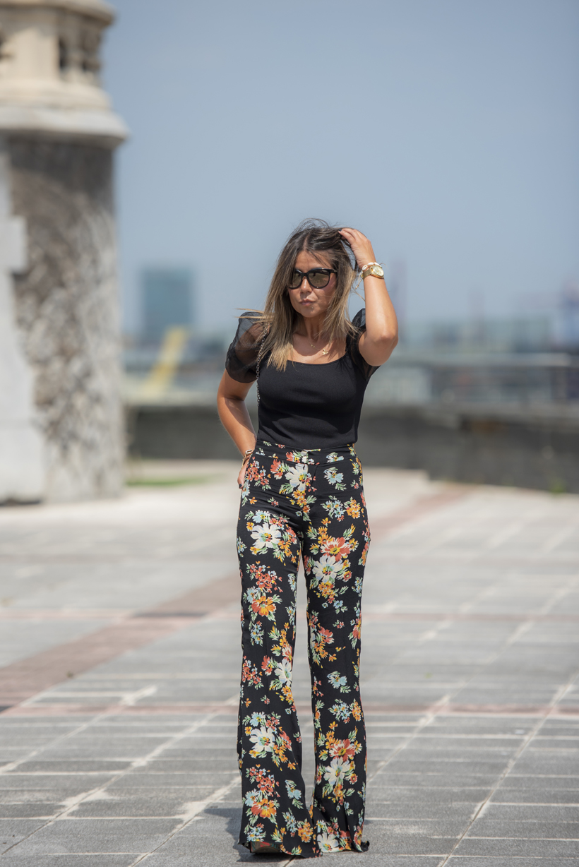 PANTALONES FLORES la huella de mis
