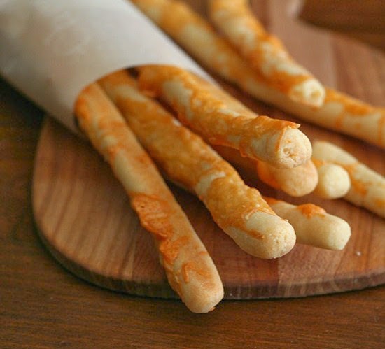 Cheddar Cheese Straws – Low Carb and Gluten-Free Cheddar-Cheese-Straws-2