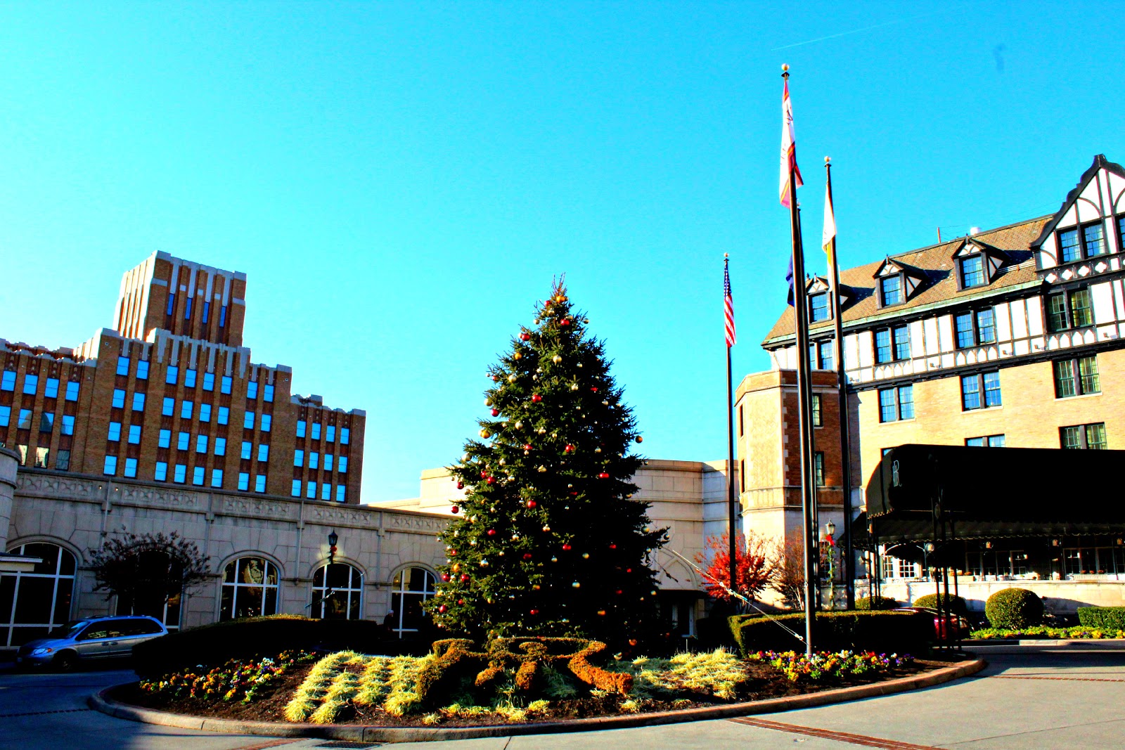 Around Roanoke, VA (A Daily Photo Blog) The Christmas Tree Hotel Roanoke