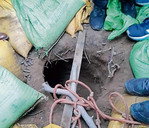 BSF Team Walked 200 Metres Inside Pakistan Territory to Unearth Tunnel, Say Officials
