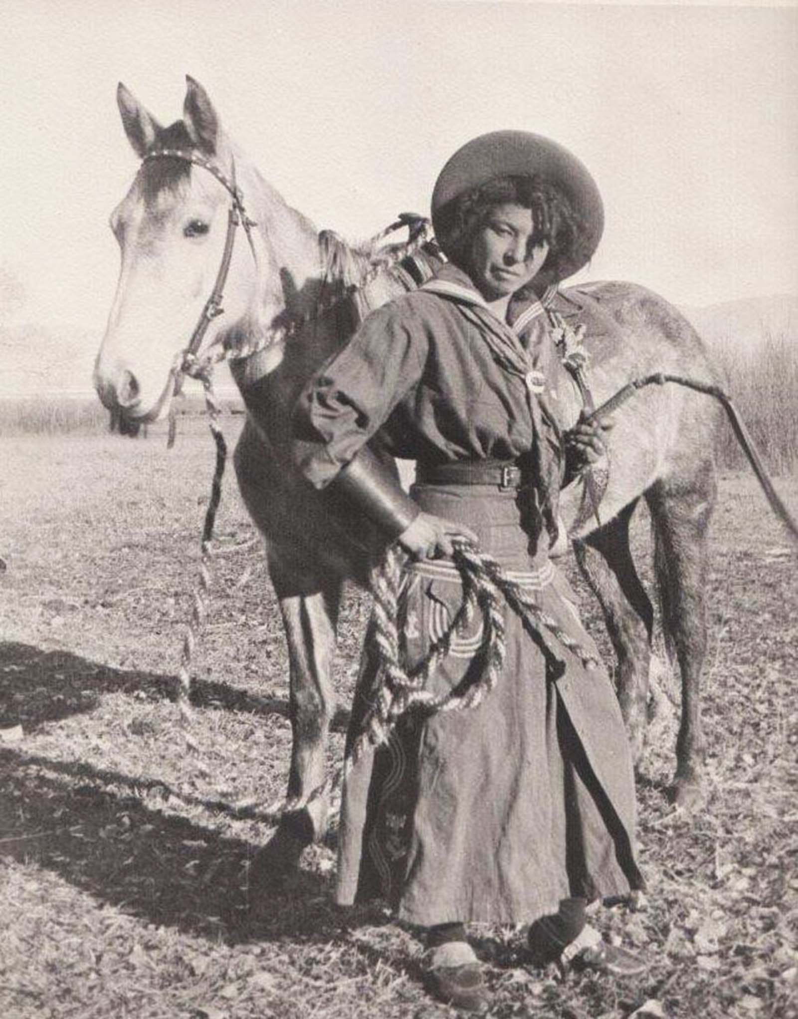 cowgirls west photographs