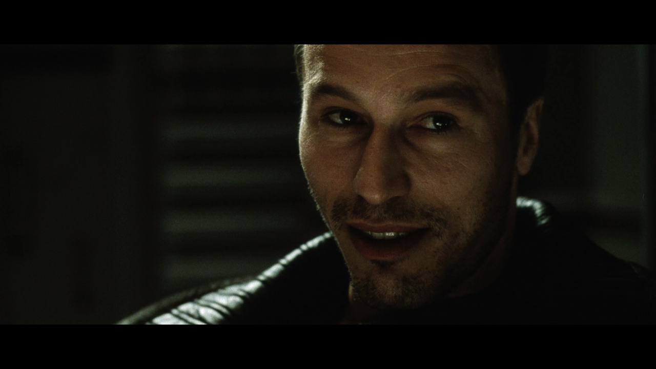 Вайнона райдер 1997. Чужие 4 читать. Чужие 4 читать. Воскрешение ниндзя (1997). Чужой воскрешение бетти.