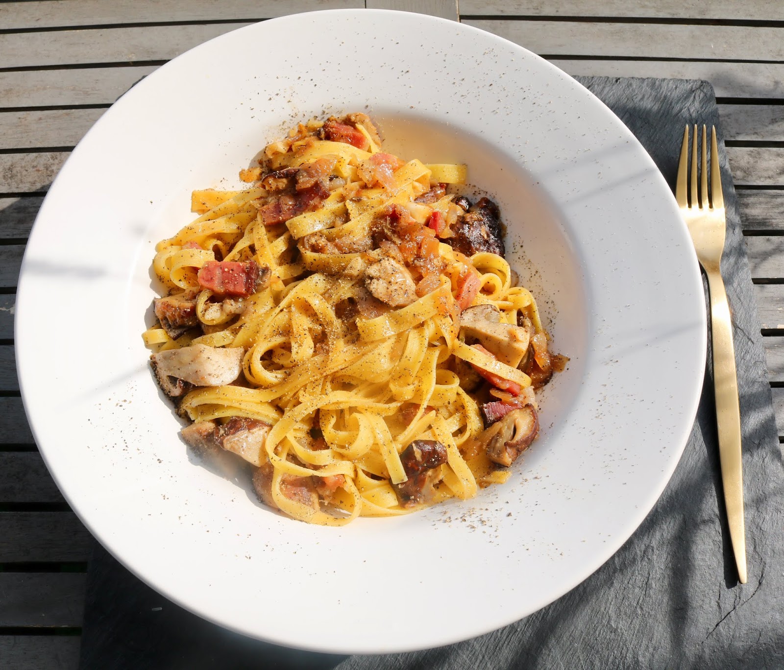 Pasta mit Steinpilzen und Speck II
