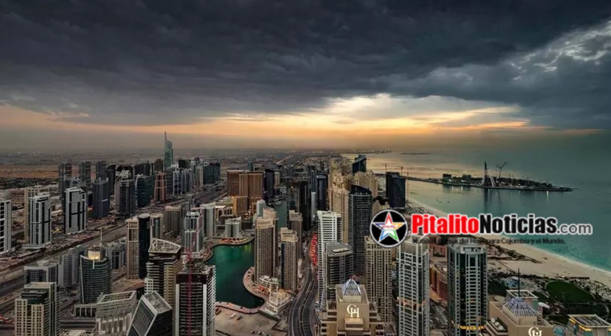 Crean nubes artificiales para ola de calor en Dubái y ahora No para de