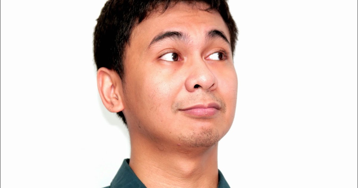 Teks Biografi Raditya Dika Lukisan