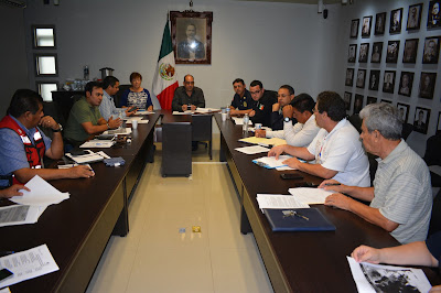 Protección Civil en sesión permanente por huracan Lorena 