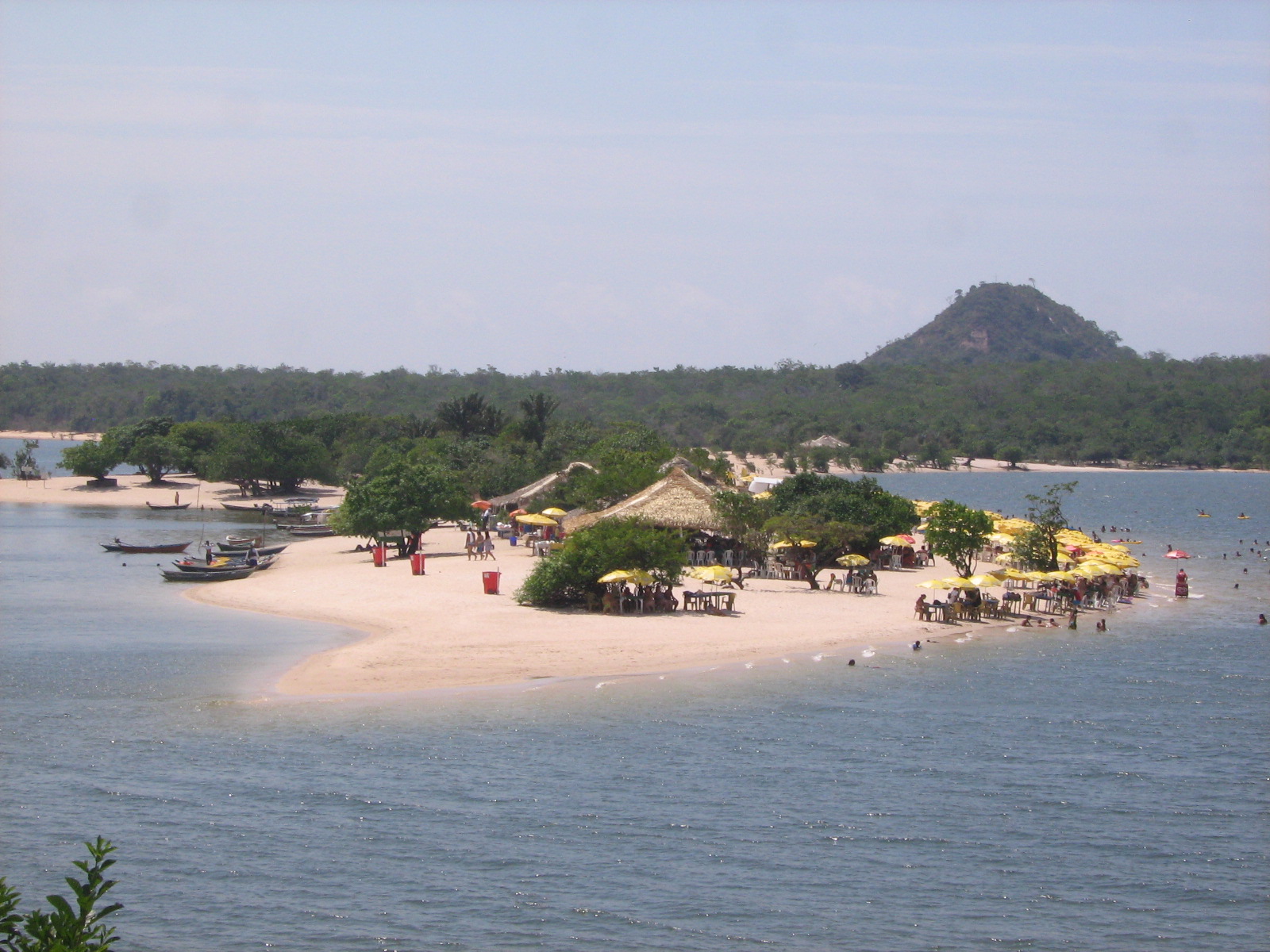 Conheça Santarém do Pará! Praia de