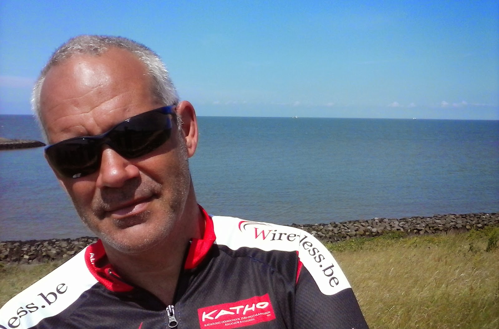 Een fiets... en de Noordzee 10 jun 2014