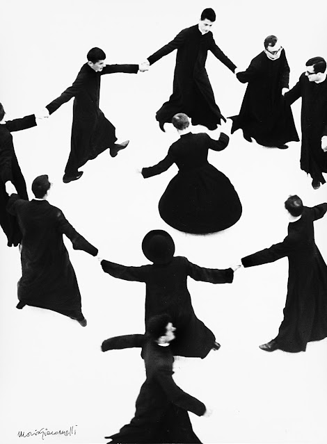Mario Giacomelli. “I have no hands to caress my face”, 1962