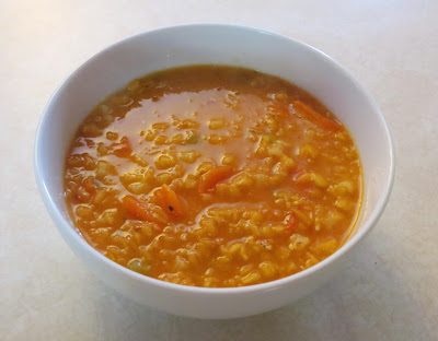 Nummy Kitchen: Red Lentil Soup With Pasta -- Random Recipe #5