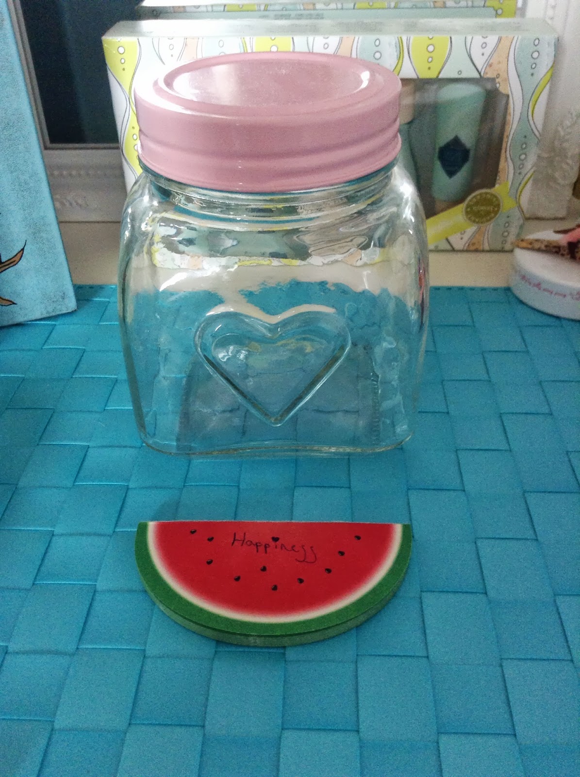 Ray of glitter Happiness heart jar