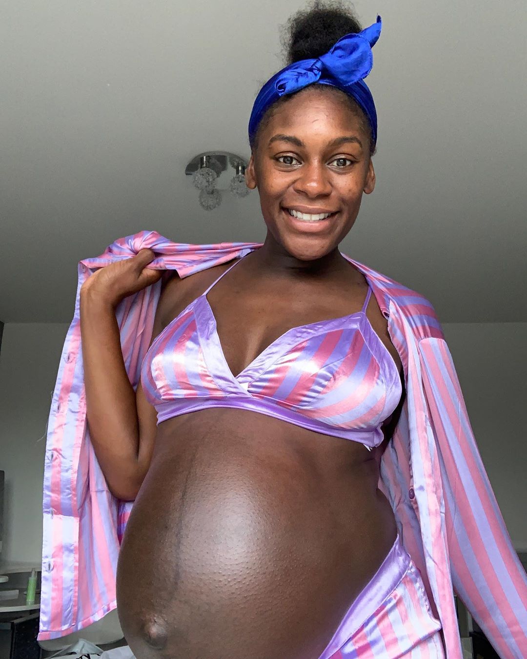 Reality Star Mike Edwards Wife Perri Shows Off Baby Bump Report Minds