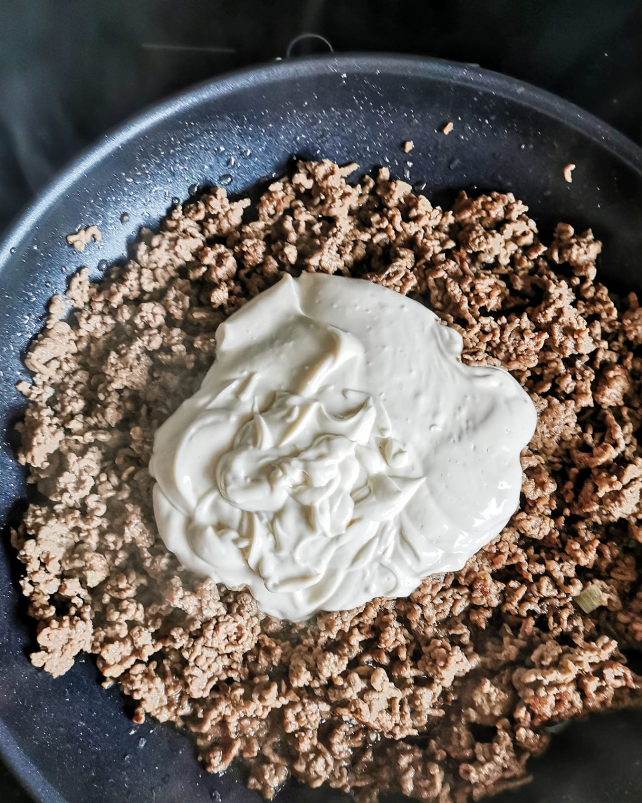 #inunter20: Gnocchi-Auflauf mit Brokkoli & Hackfleisch Mit ordentlich Käse überbackenes Soulfood: Gnocchi-Brokkoli-Auflauf mit Hackfleisch, schnell und suuuper lecker