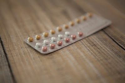 birth control side effects, side effects of birth control, side effects of birth control pills, birth control pill side effects, birth control shot side effects, birth control implant side effects