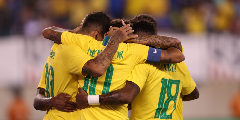 Brasil vence Estados Unidos no primeiro amistoso após Copa do Mundo