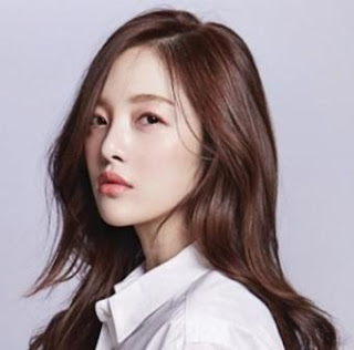 Biodata Hwang Bo-ra pemain vagabond