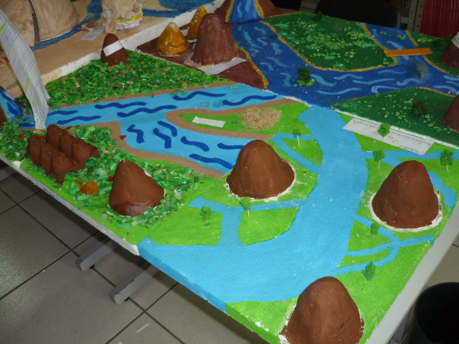 escola-e-irm-o-m-rio-esdras-relevo