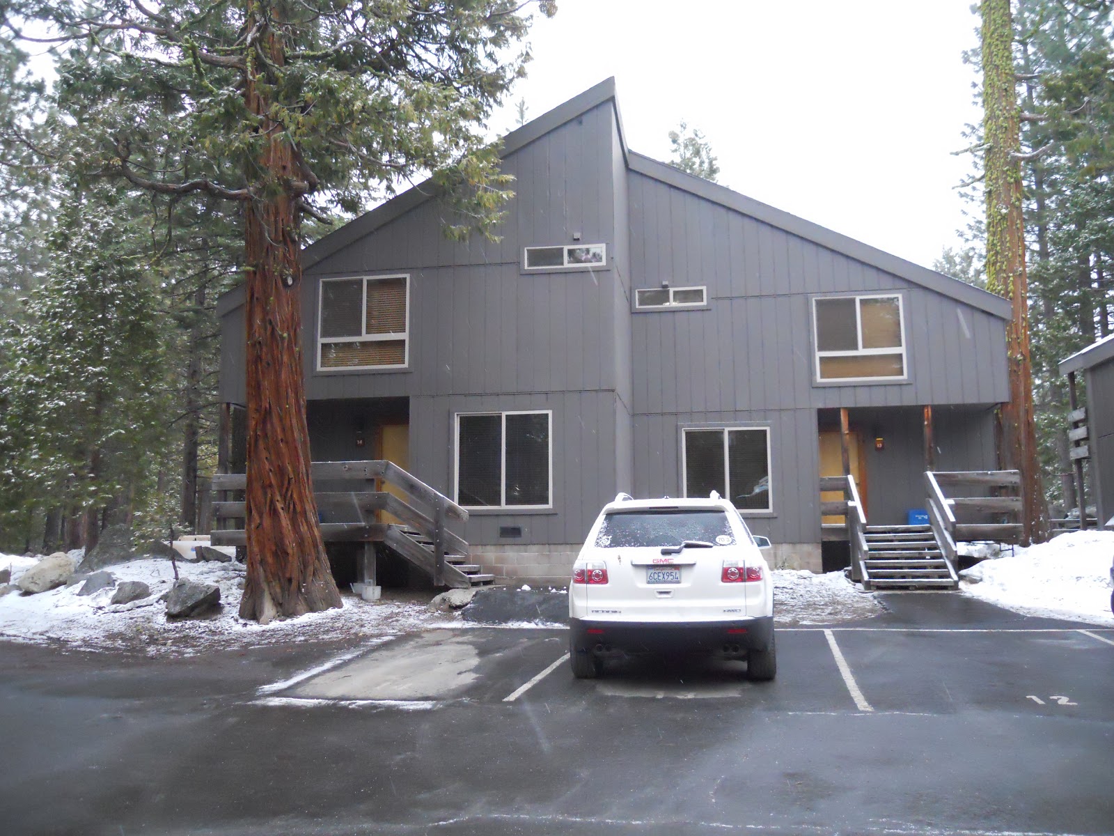 Pinecrest Lake Lodging Thai Charm Silver Spring