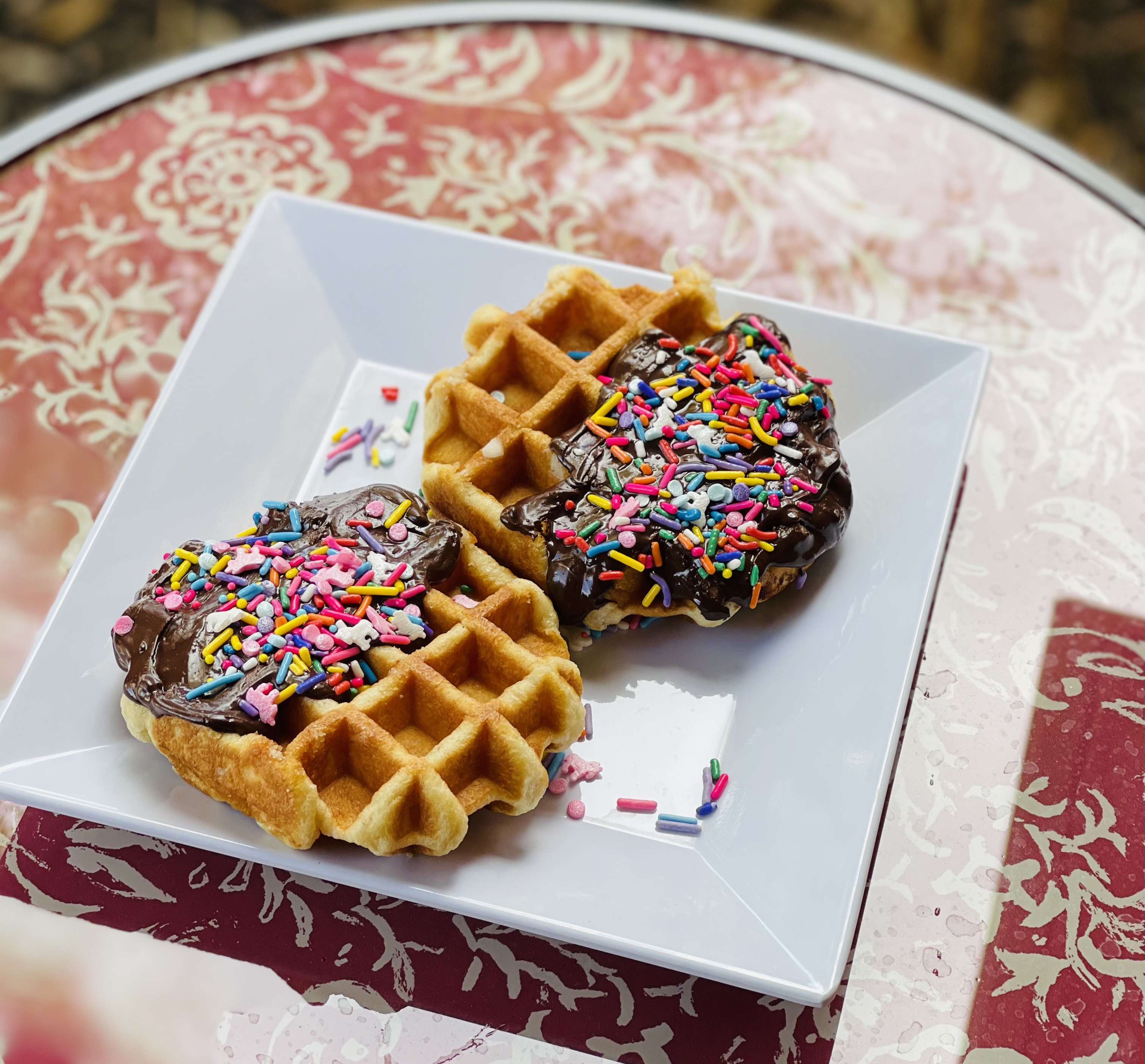 Airing My Laundry, One Post At A Time... Easy Chocolate Covered