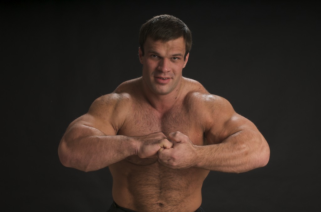 LA PERFECTION FAITE HOMME DENIS CYPLENKOV 01