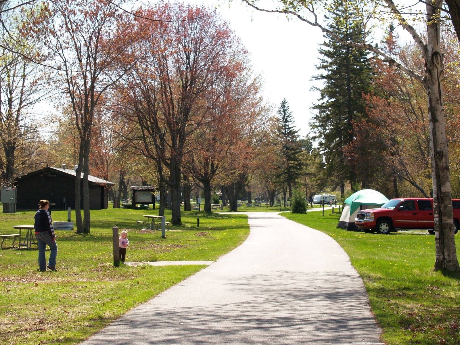 Fall head over heels with Michigan camping and lodging - Gr8LakesCamper