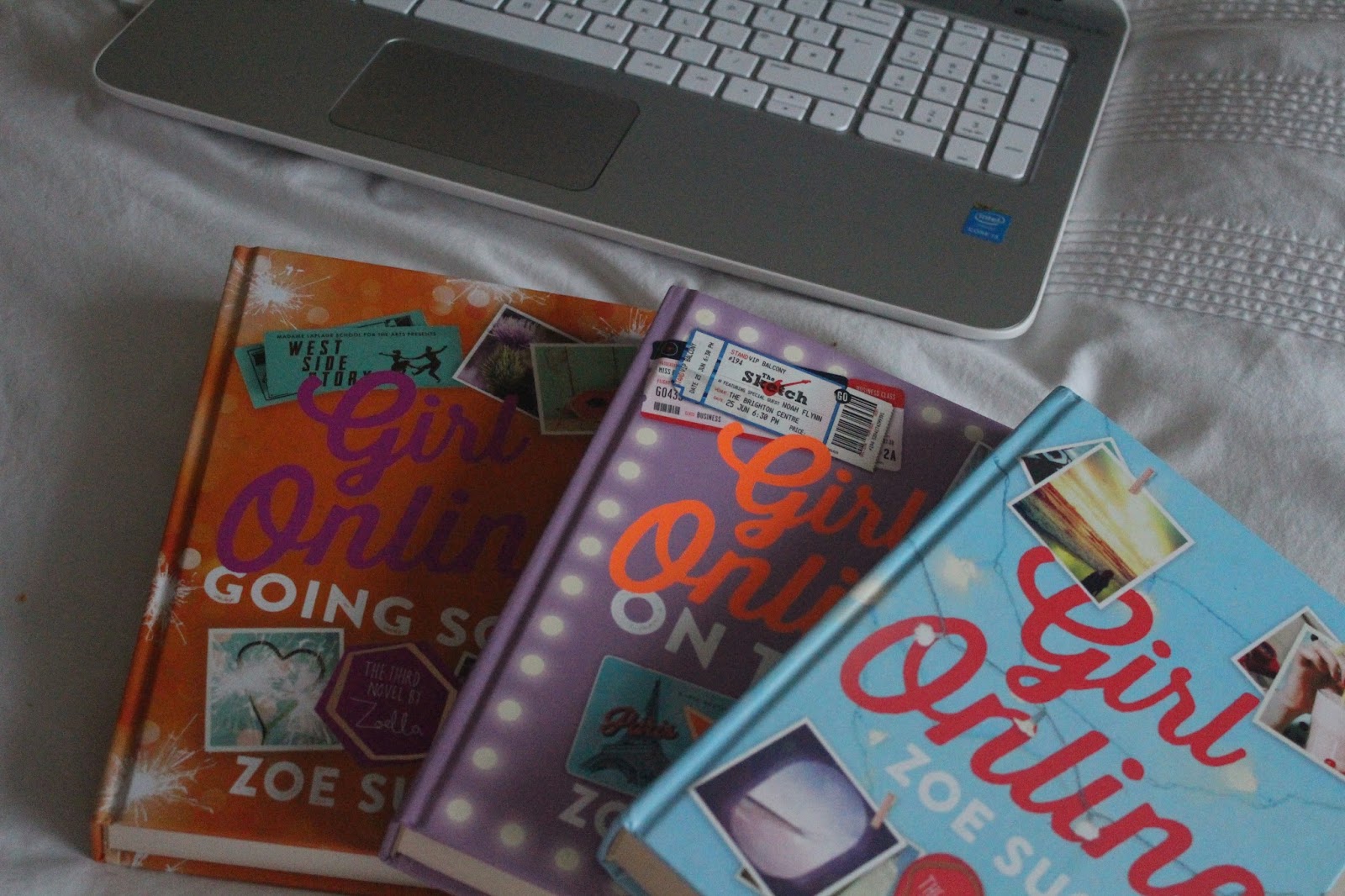 Reviewing Zoella's Girl Online Series: 