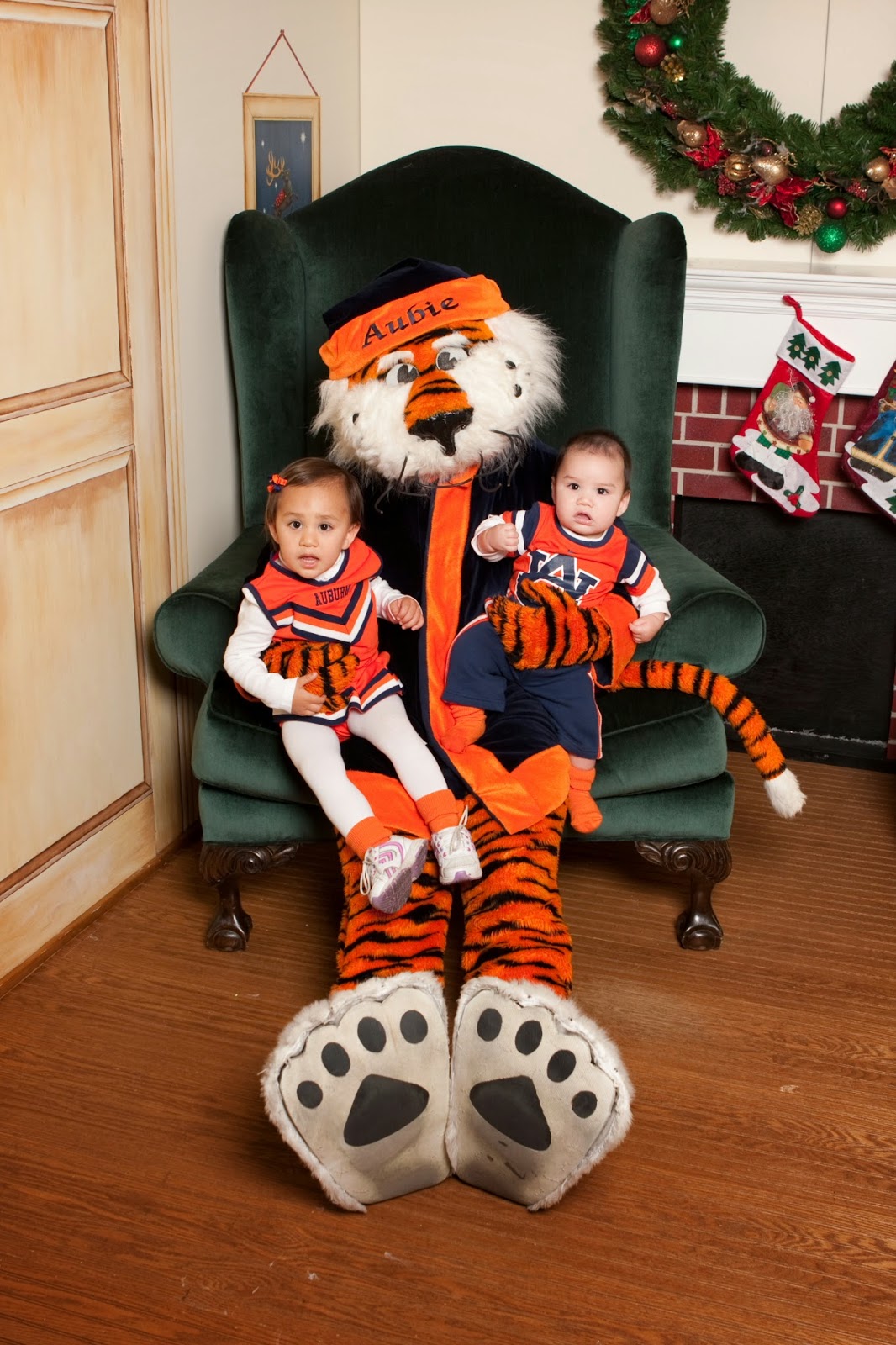 Adventures in Tommyland: Aubie Claus